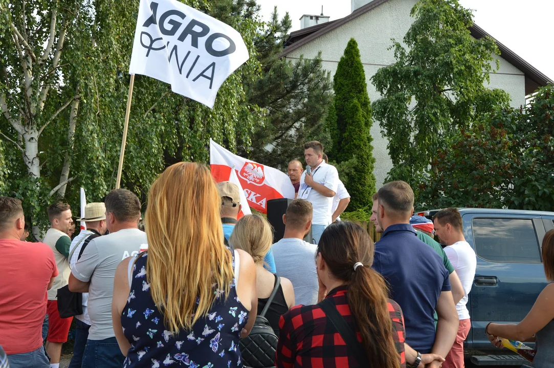 Protest producentów malin w Opolu Lubelskim