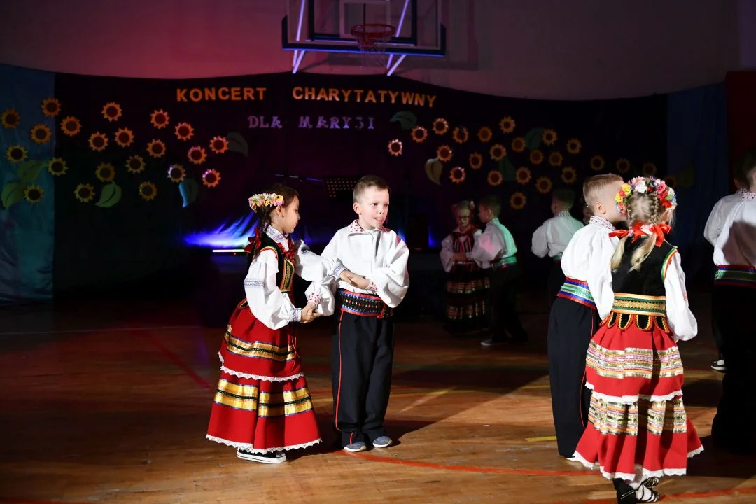 Koncert i występy artystyczne dla Marysi