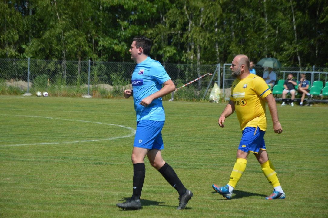 SKS Leokadiów - Amator Rososz-Leopoldów