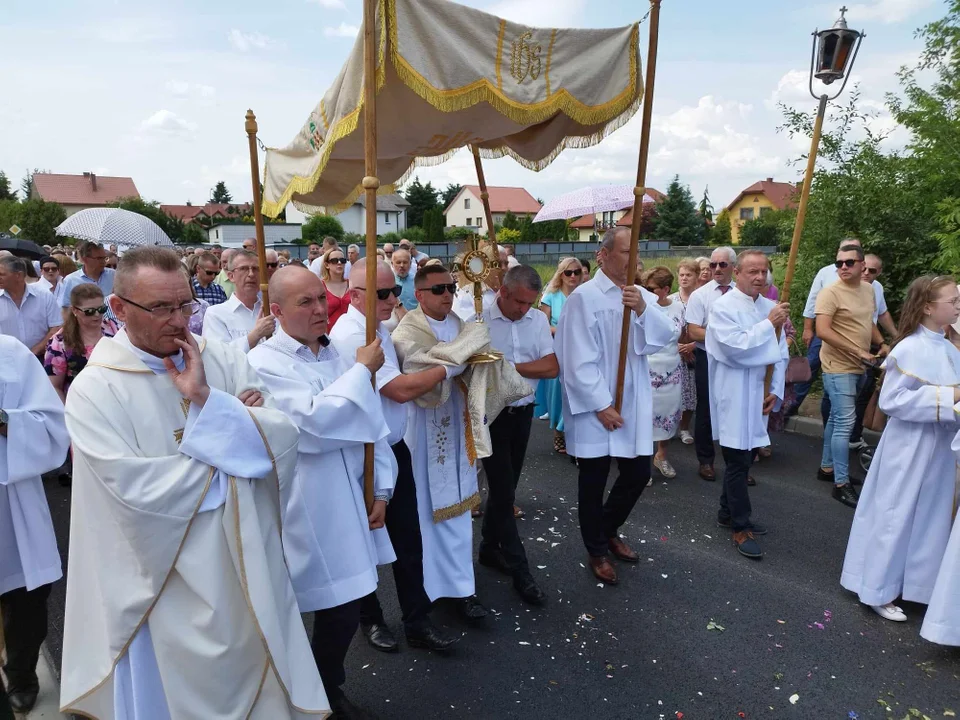 Uroczystość Najświętszego Ciała i Krwi Chrystusa w parafii Świetego Brata Alberta w Łukowie