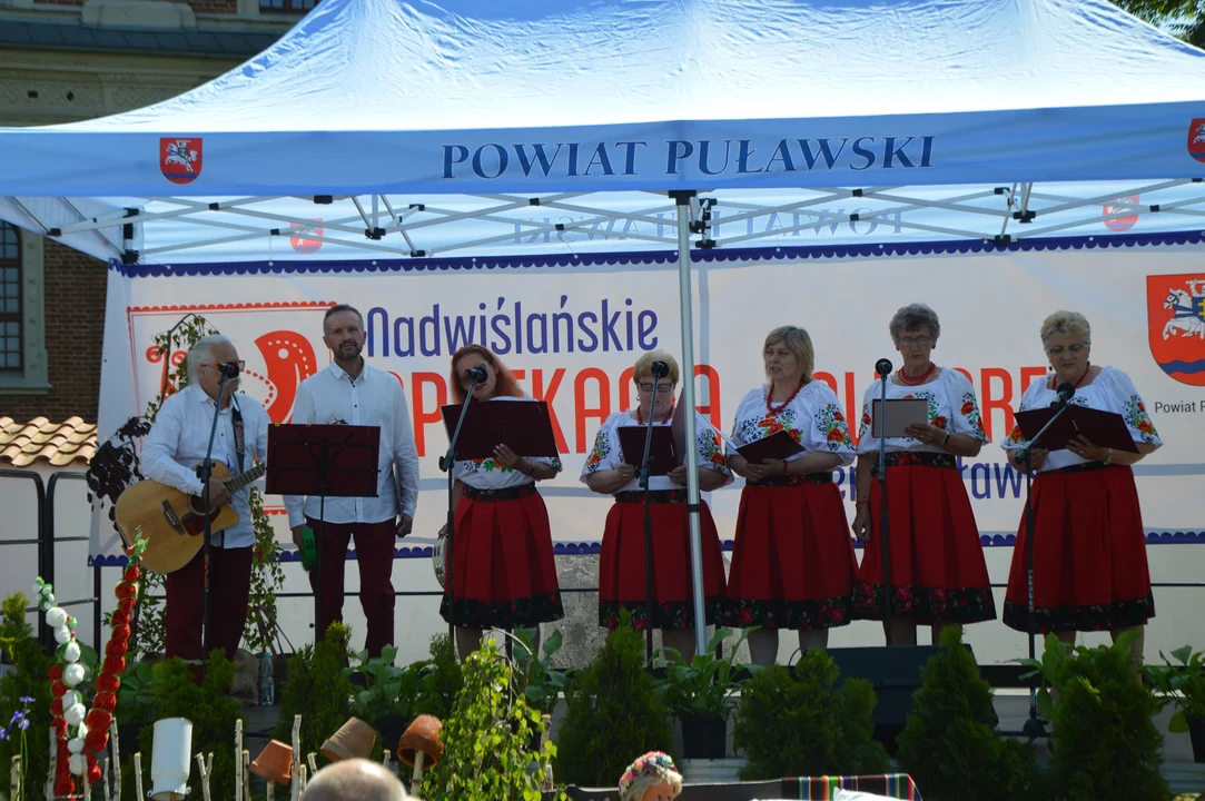 I Nadwiślańskie Spotkania z Folklorem Ziemi Puławskiej w Gołębiu