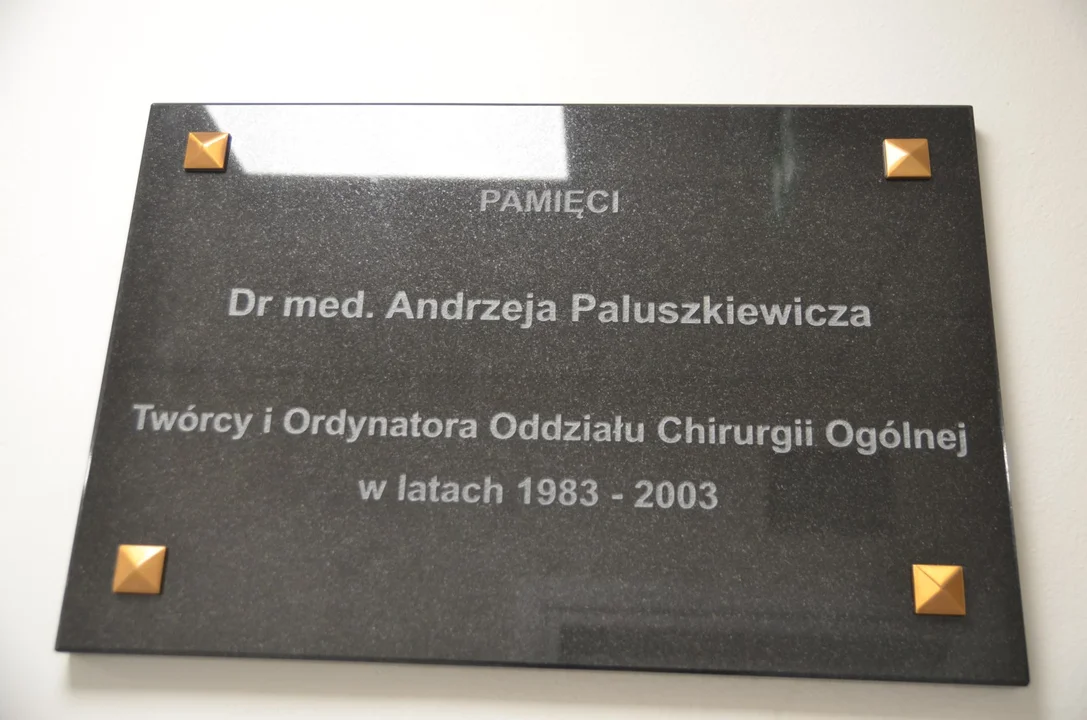 Odsłonięcie pamiątkowej tablicy dr med. Andrzeja Paluszkiewicza
