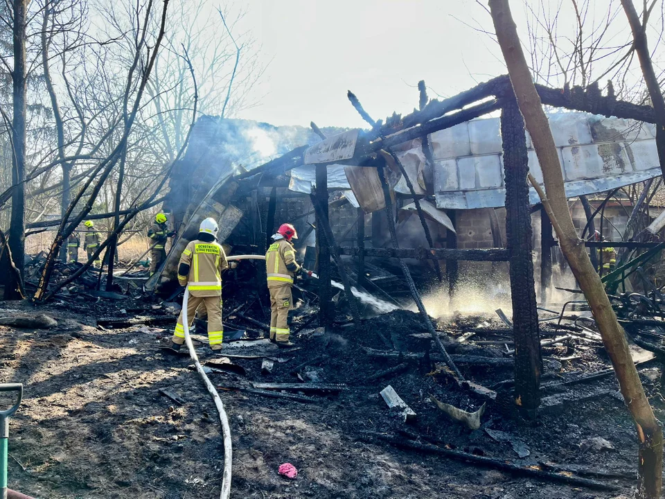 Pożar przy ul. Zarzecze w Puławach