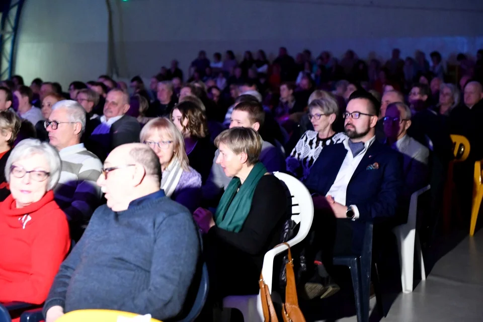 "Koncert kolęd i słodkich serc"