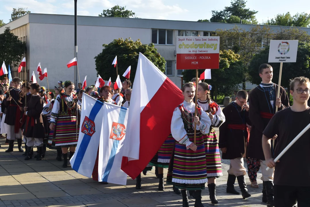 III Międzynarodowy Dziecięcy Festiwal Folklorystyczny World Wide Kids w Puławach