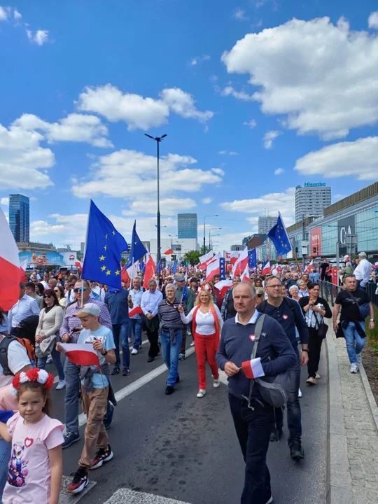 Lubartowianie  na marszu Rafała Trzaskowskiego
