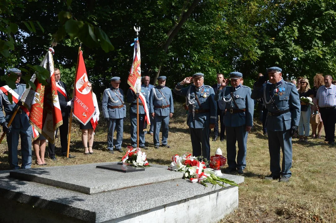 Uroczystość odsłonięcia ronda im. generała Tadeusza Rozwadowskiego w Chodlu