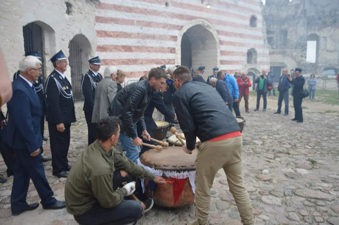 Bębniarze zagościli w Janowcu