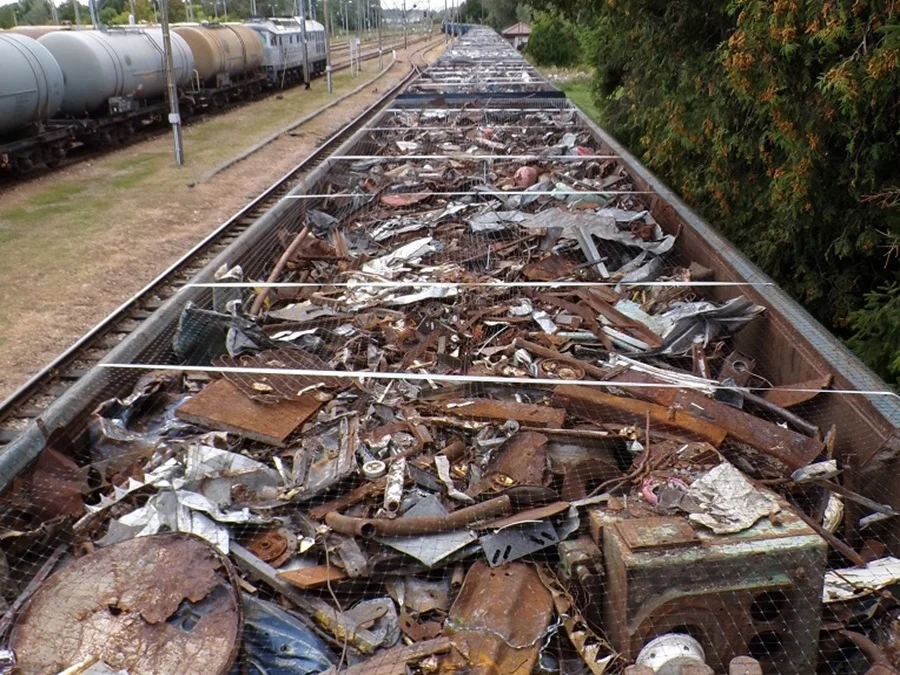 35 wagonów z nielegalnymi odpadami wróciło na Ukrainę. Kontrolowali je funkcjonariusze z Białej Podlaskiej - Zdjęcie główne