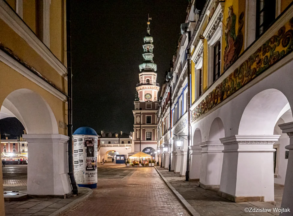 Zamość by night