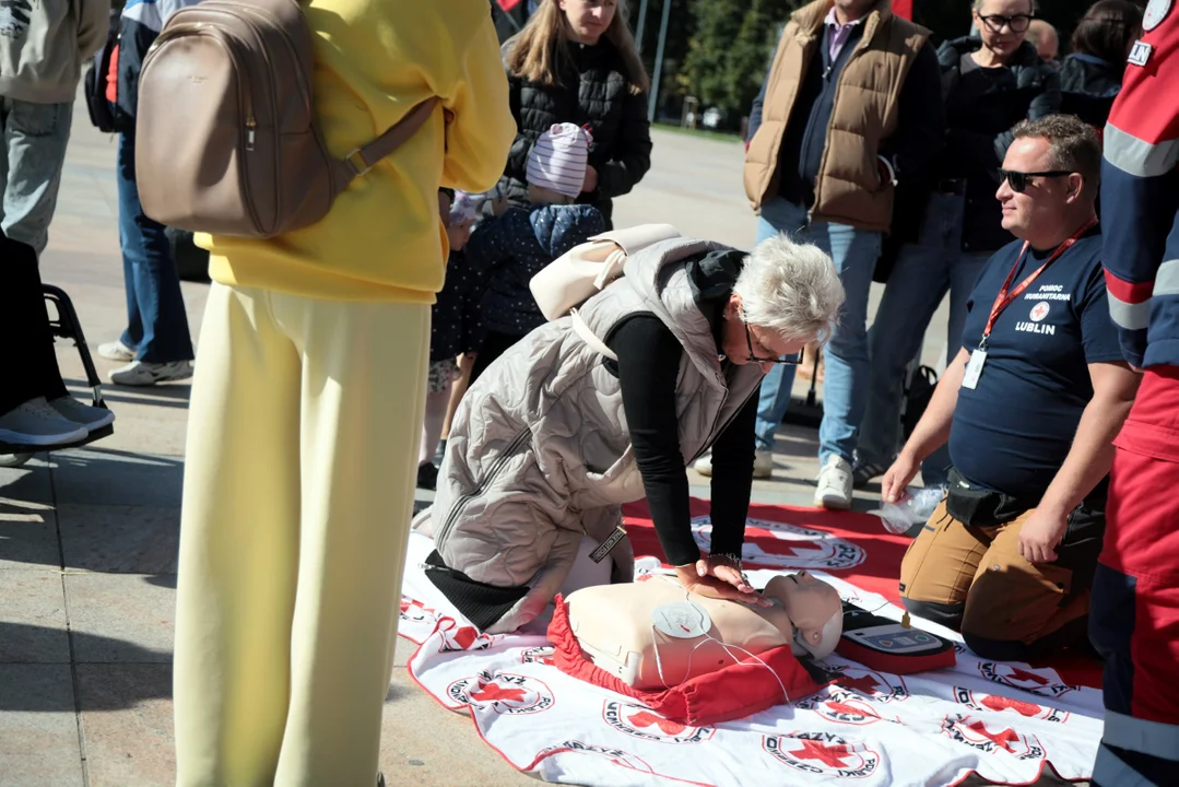 Lublin: PCK uczyło pierwszej pomocy i pakowania plecaka ewakuacyjnego