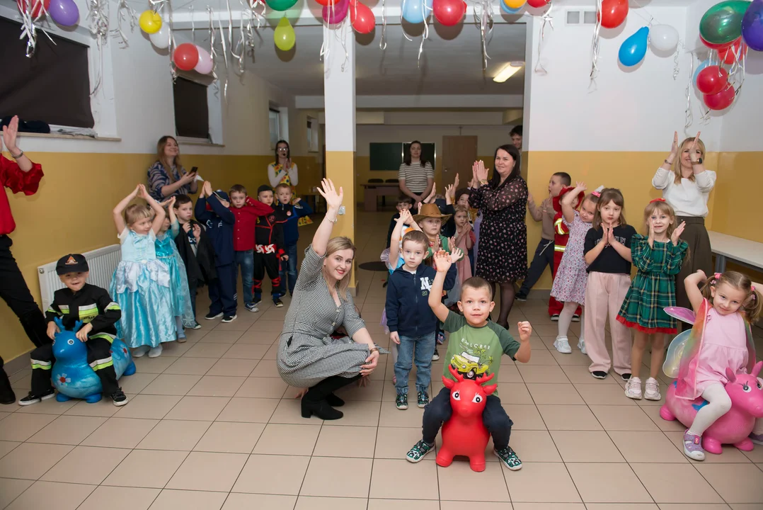 Bal Karnawałowy w Zespole Szkolno- Przedszkolnym w Woli Skromowskiej - Zdjęcie główne