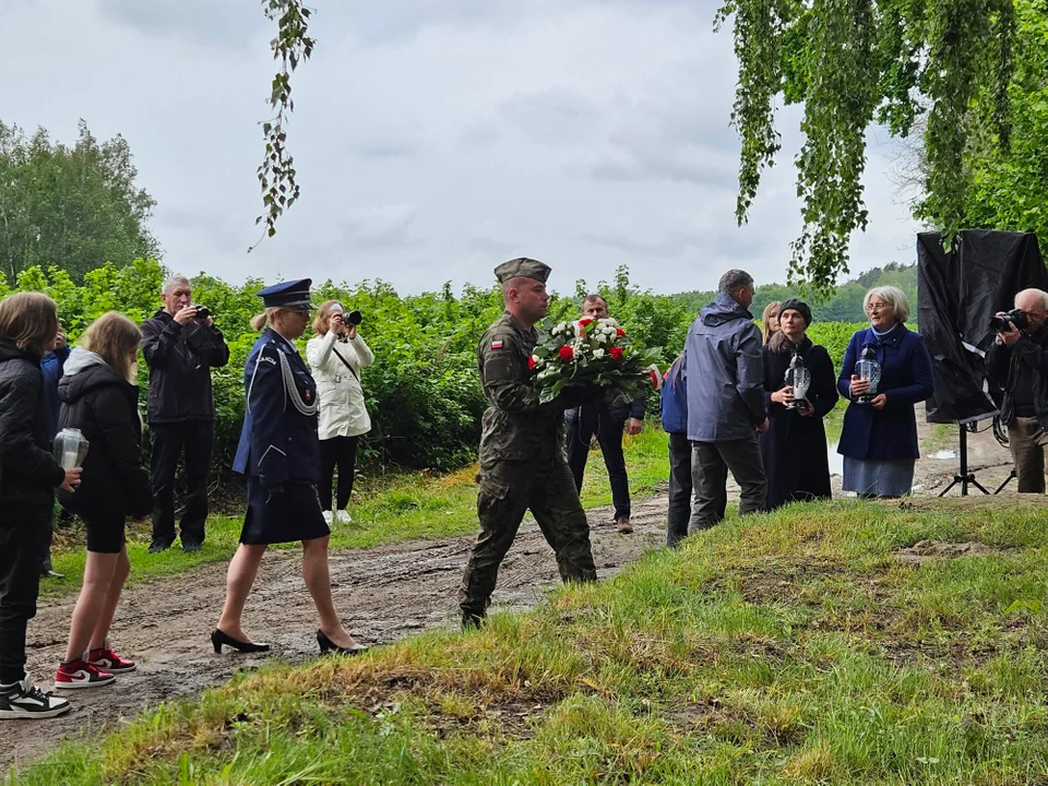 W hołdzie bohaterom „Orlika” – 80. rocznica bitwy w Lesie Stockim uczczona z należną powagą [GALERIA]