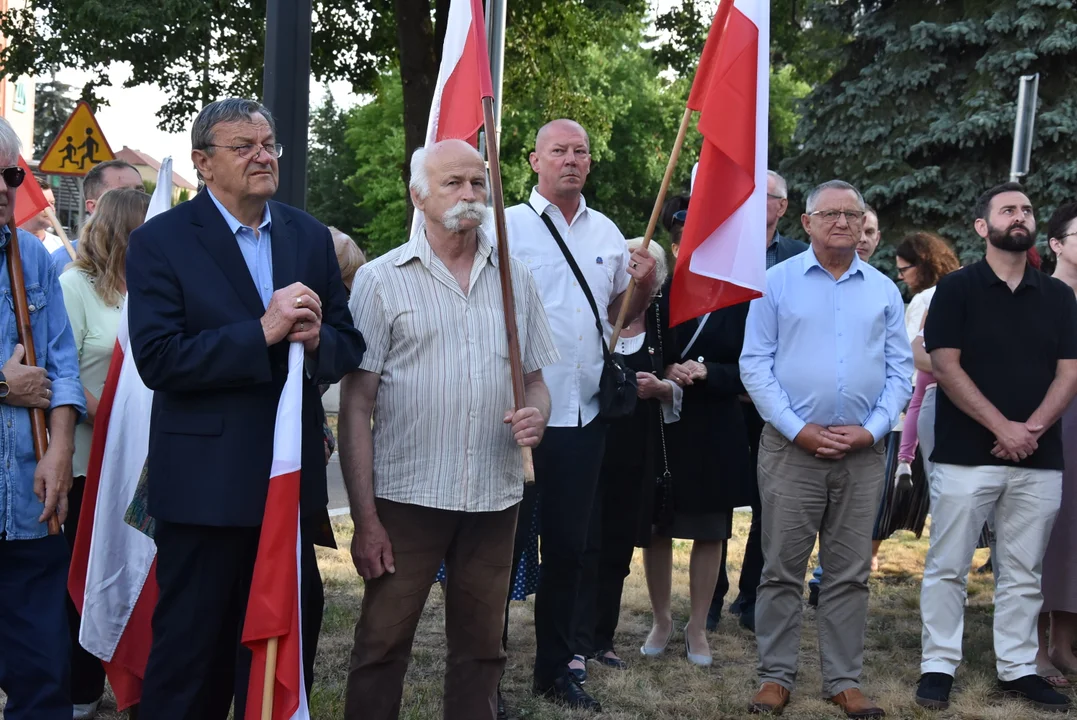 "Zabito ich dwa razy" - przejmujący apel w Biłgoraju (foto) - Zdjęcie główne