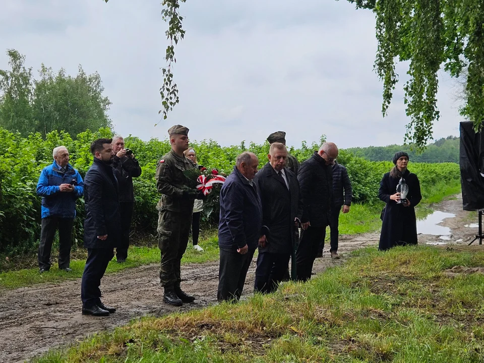 W hołdzie bohaterom „Orlika” – 80. rocznica bitwy w Lesie Stockim uczczona z należną powagą [GALERIA]