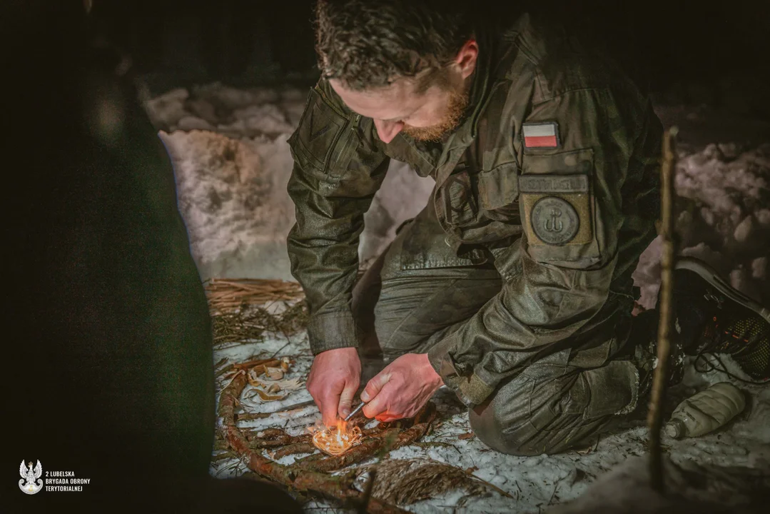 Szkolenie z przeciwdziałania hipotermii. Lubelscy terytorialsi zdobywali doświadczenie "na własnej skórze"
