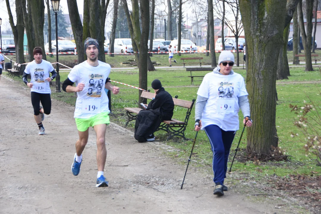 Tropem Wilczym. Bieg Pamięci Żołnierzy Wyklętych Łuków 2024