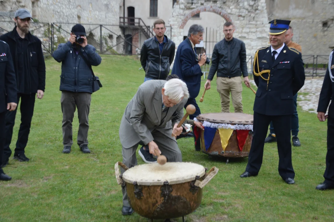 Bębniarze zagościli w Janowcu (galeria)