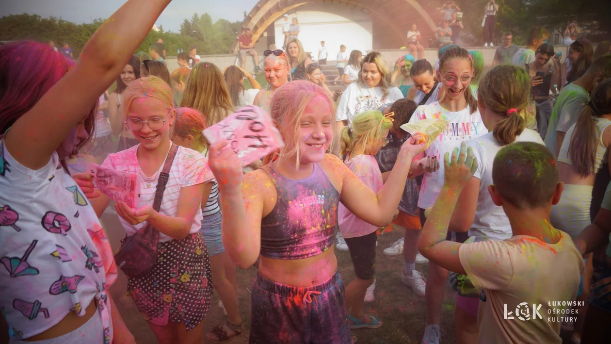 Łuków jak z bajki. Festiwal Balonów, Baniek Mydlanych i Kolorów w Parku Miejskim [DUŻO ZDJĘĆ] - Zdjęcie główne