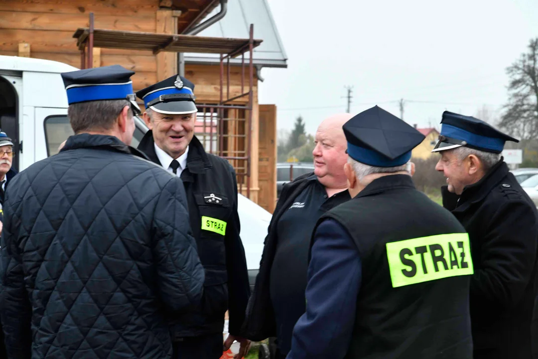 Zarzec Łukowski Msza Św. w intencji zmarłych strażaków z gminy Łuków