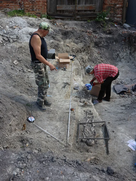 Sensacyjne odkrycie archeologiczne na Lubelszczyźnie. LWKZ: "cechy pochówku antywampirycznego"