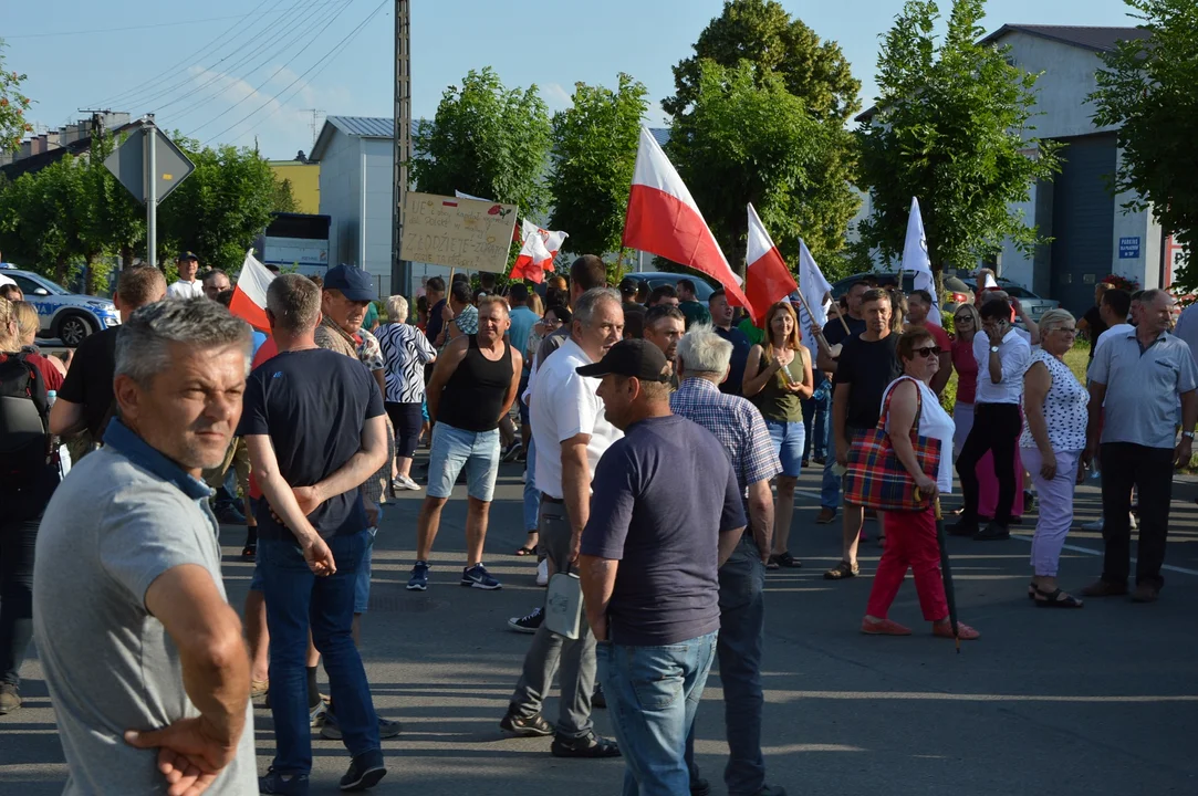 Protest producentów malin w Opolu Lubelskim