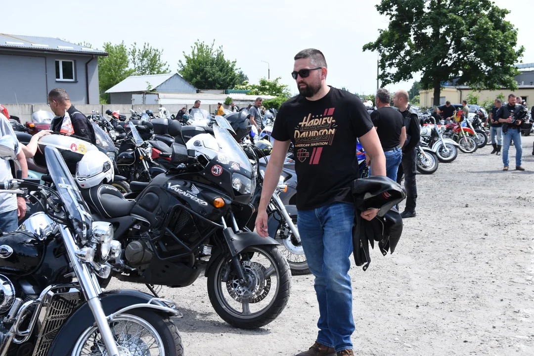 Motocykliści opanowali Łuków. Część I