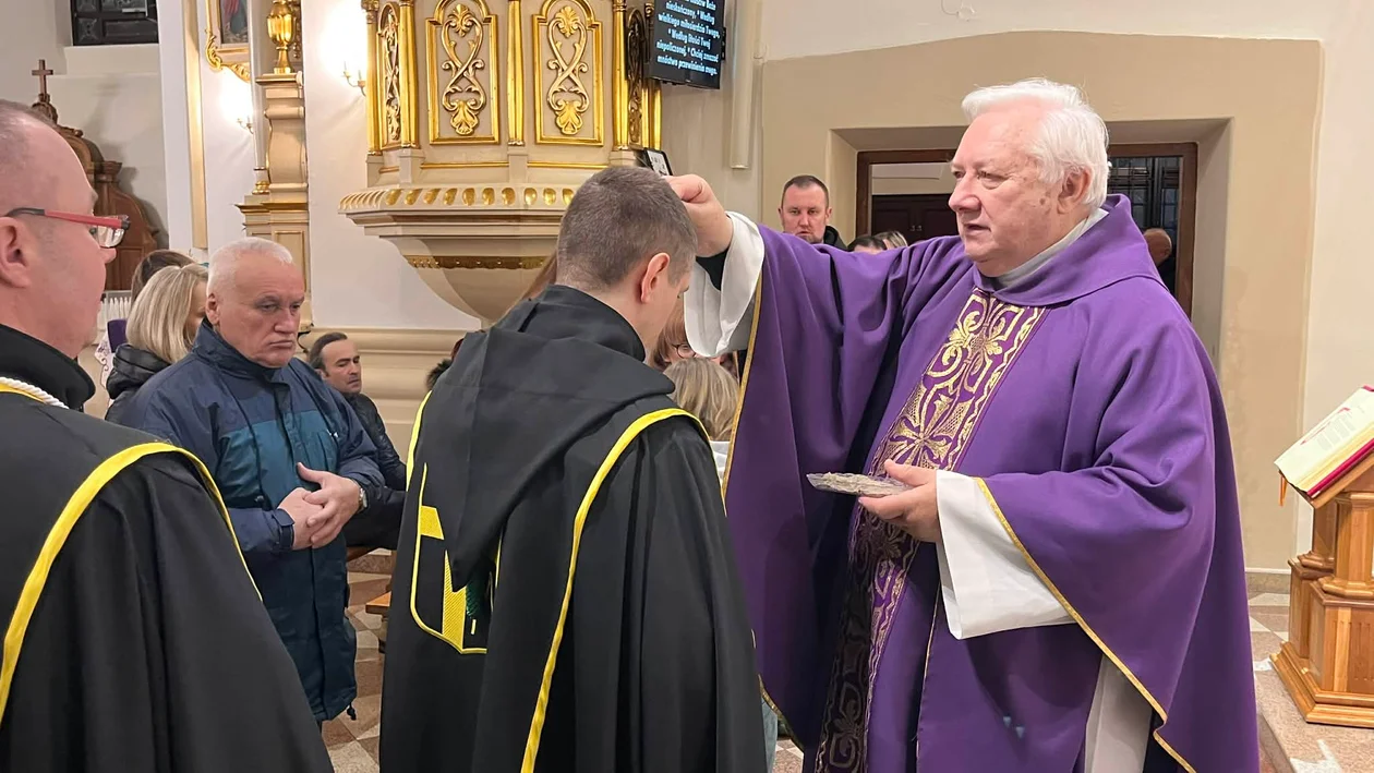 Popiół, który przypomina o tym, co najważniejsze. Bilgoraj rozpoczął Wielki Post - Zdjęcie główne