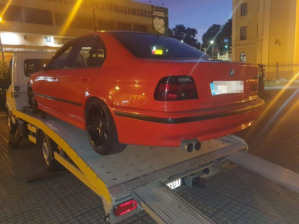 Lublin: Policja kontynuuje akcje "Stop Drift". Blisko 35 wykroczeń i kilkanaście zatrzymanych dowodów - Zdjęcie główne