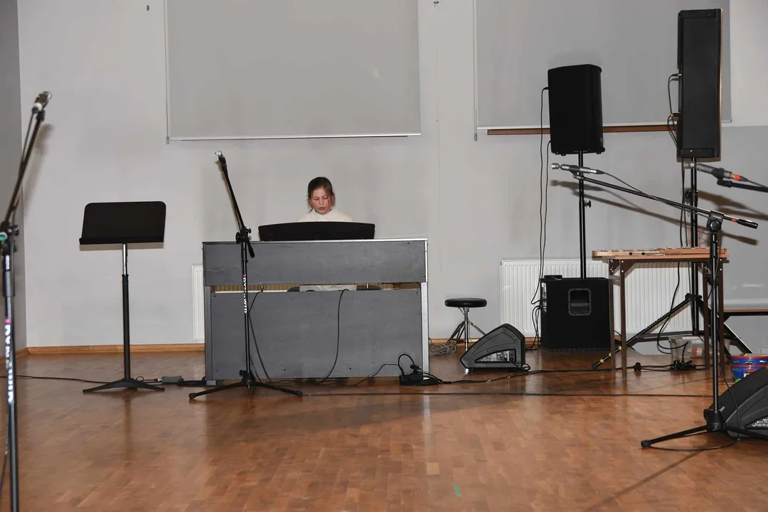 NOWOROCZNY KONCERT UCZNIÓW PAŃSTWOWEJ SZKOŁY MUZYCZNEJ W ŁUKOWIE