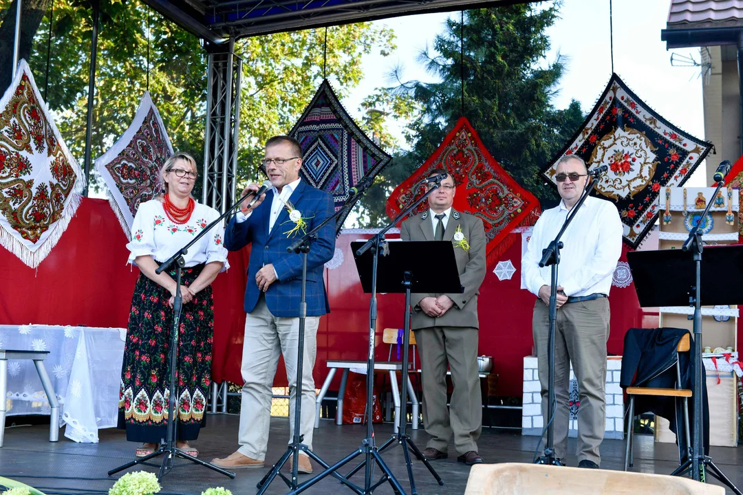 Widowisko obrzędowo-ludyczne  „Wesele w Gręzówce”