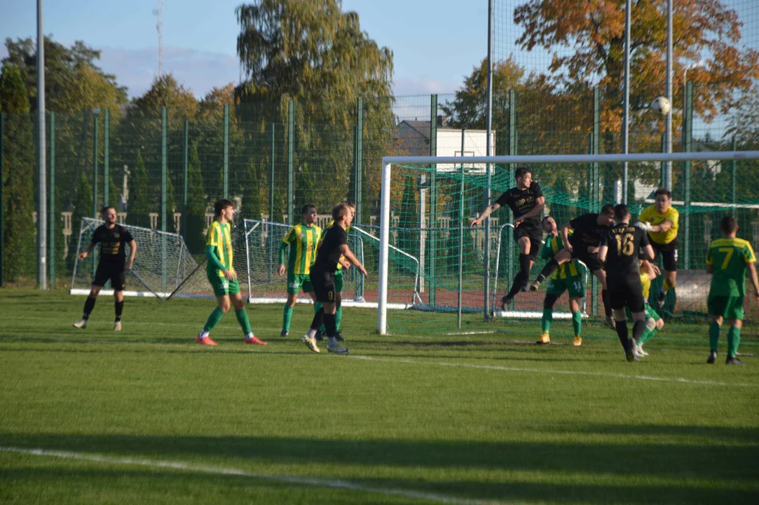 Żyrzyniak Żyrzyn - Amator Rososz-Leopoldów