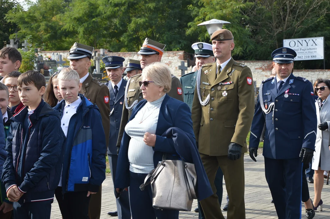 Odsłonięcie nagrobka żołnierza AK Karola Chlebickiego w Chodlu