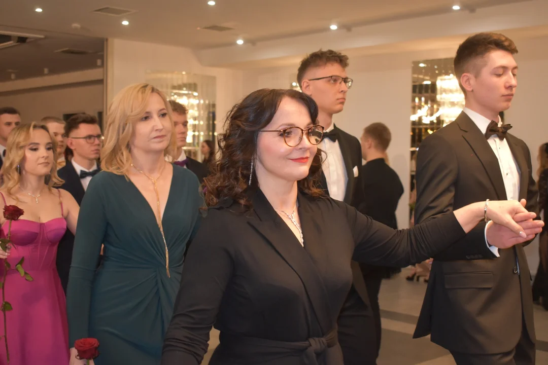 Polonez maturzystów ZST w Puławach