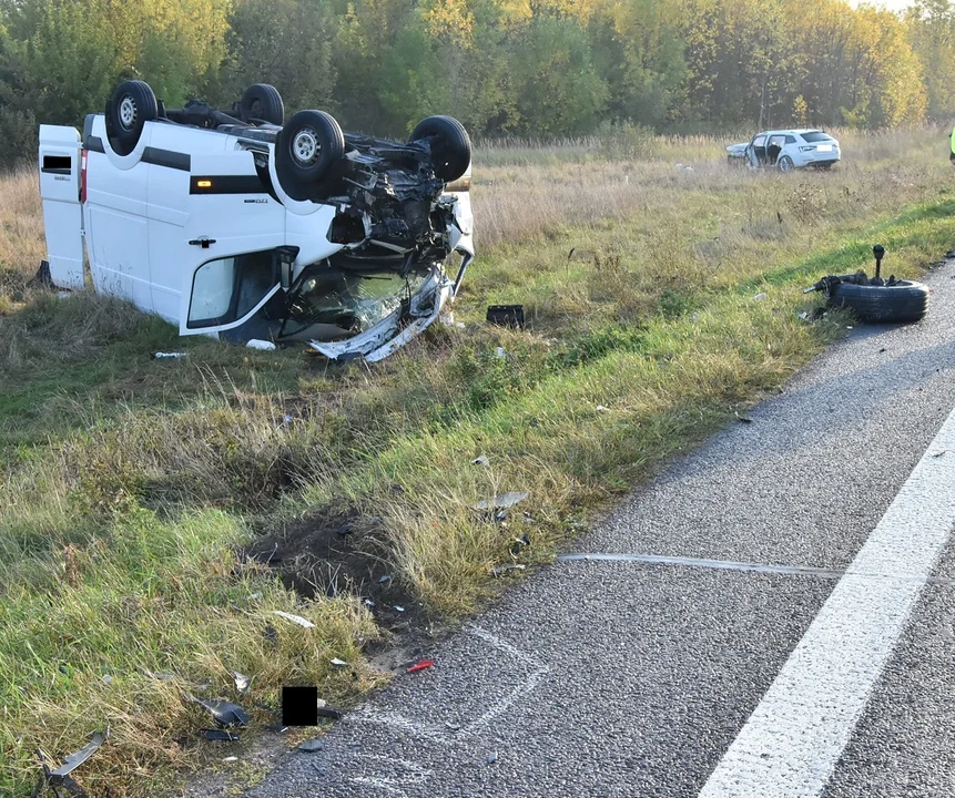 Międzyrzec Podlaski: Osobówka zderzyła się z dostawczakiem. 4 osoby w szpitalu