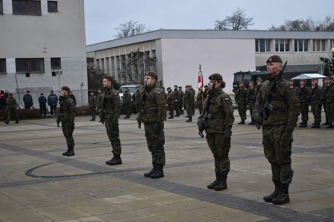 Przysięga żołnierzy WOT w Puławach