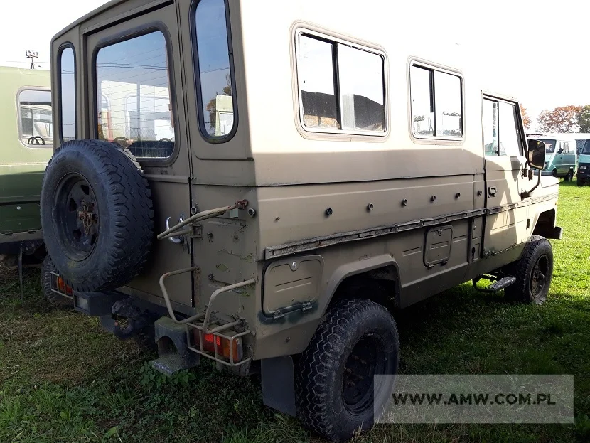 Samochód ciężarowo –osobowy wysokiej mobilności TARPAN 4012 Rok produkcji:1995,Cena:7500