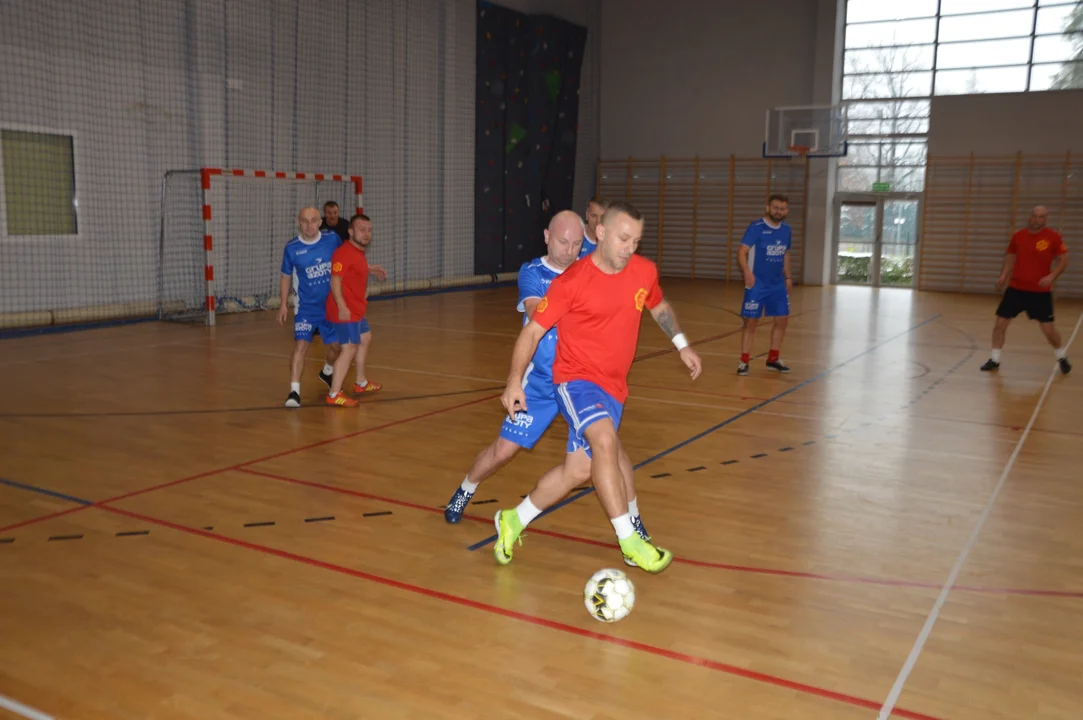 Turniej w piłce nożnej o tytuł prezesa TKKF Chemik