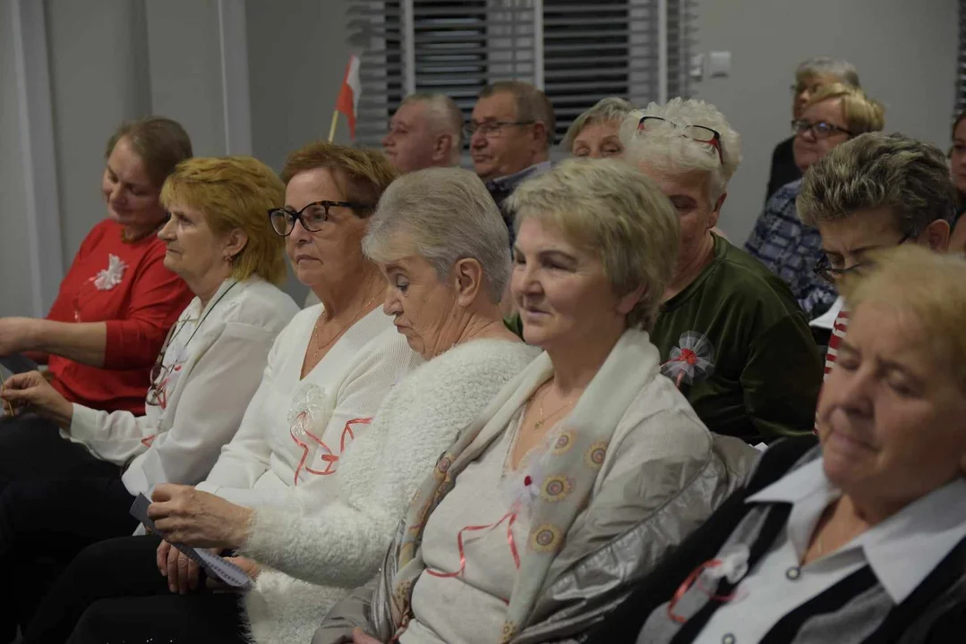 Obchody 11 listopada w Bibliotece w Hucie Dąbrowie