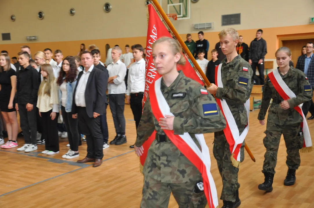 Ślubowanie klas pierwszych w Zespole Szkół w Stoczku Łukowskim