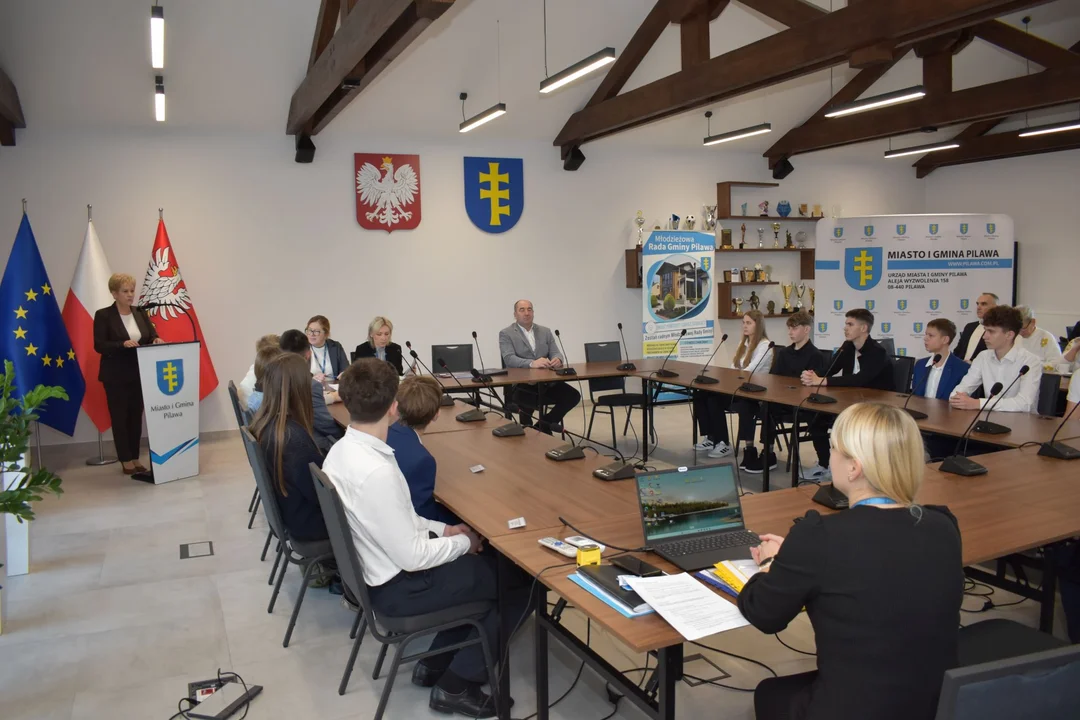 Odbyła się inauguracyjna I Sesja Młodzieżowej Rady Gminy Pilawa