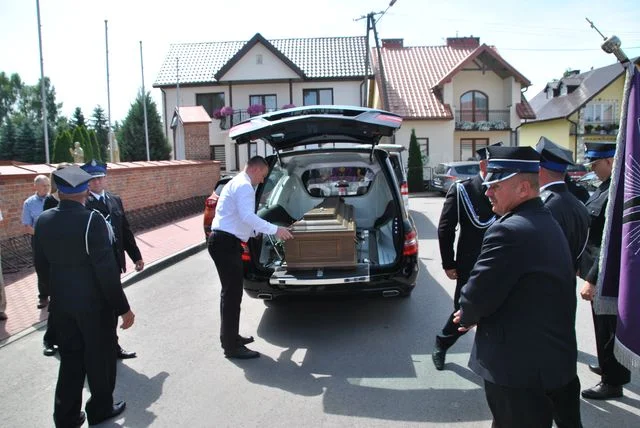 Chodel pożegnał ks. kan. Ryszarda Sowę. „Niezwykły człowiek, świetny gospodarz” (zdjęcia) - Zdjęcie główne