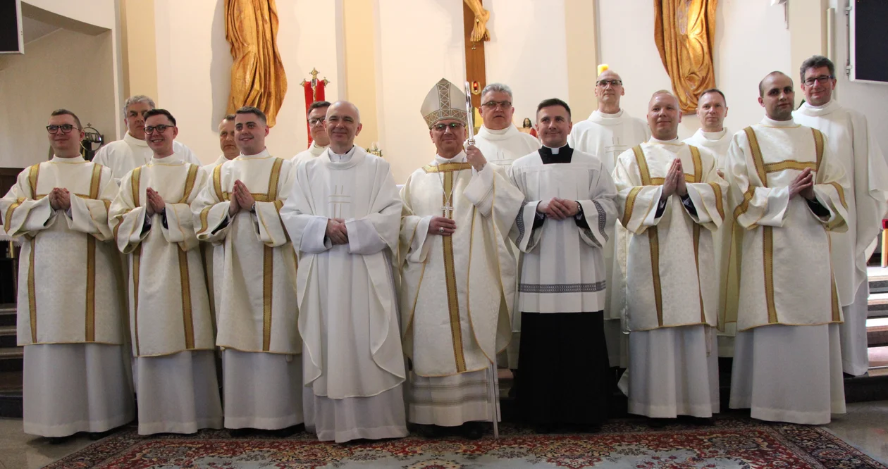 Pięciu diakonów wyświęconych w Lubartowie. Wśród nich syn byłej starosty (zdjęcia, FILM) - Zdjęcie główne