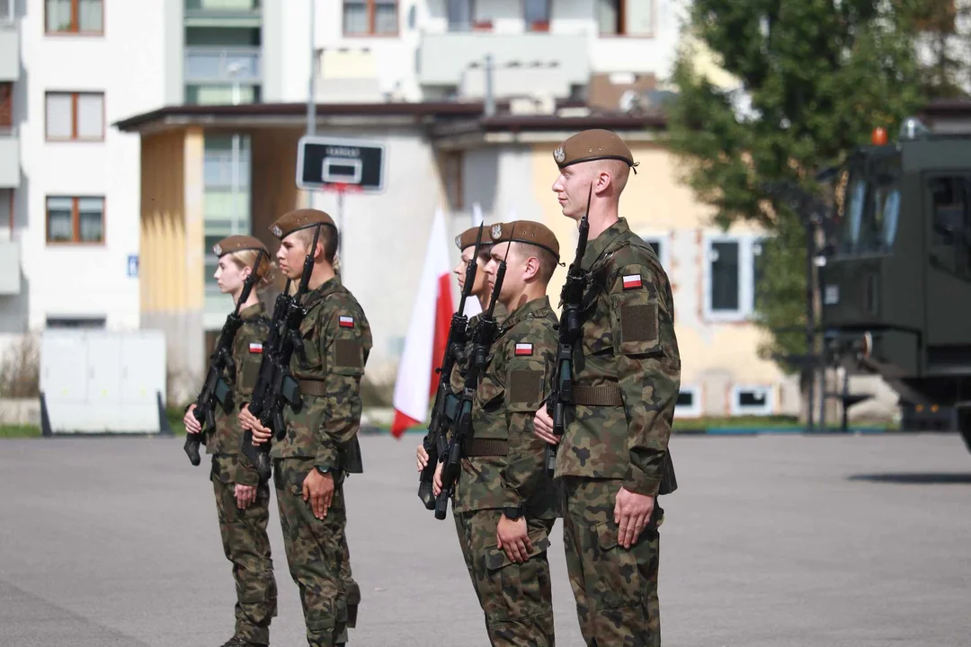 Uroczysta przysięga wojskowa w 2 LBOT