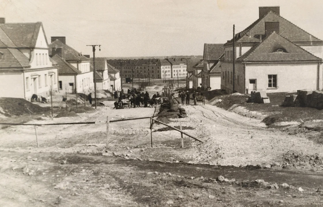 Lublin: Znaleźli "historyczną" cegłę. Wyprodukowano ją w nieistniejącej już cegielni