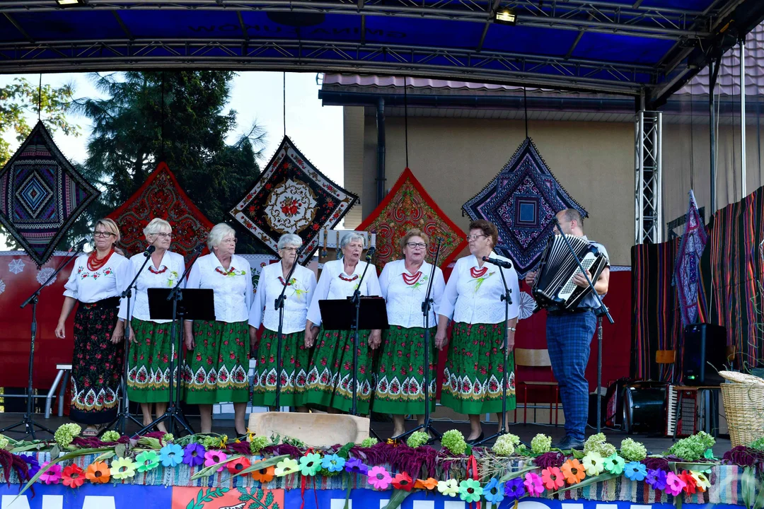 Widowisko obrzędowo-ludyczne  „Wesele w Gręzówce”