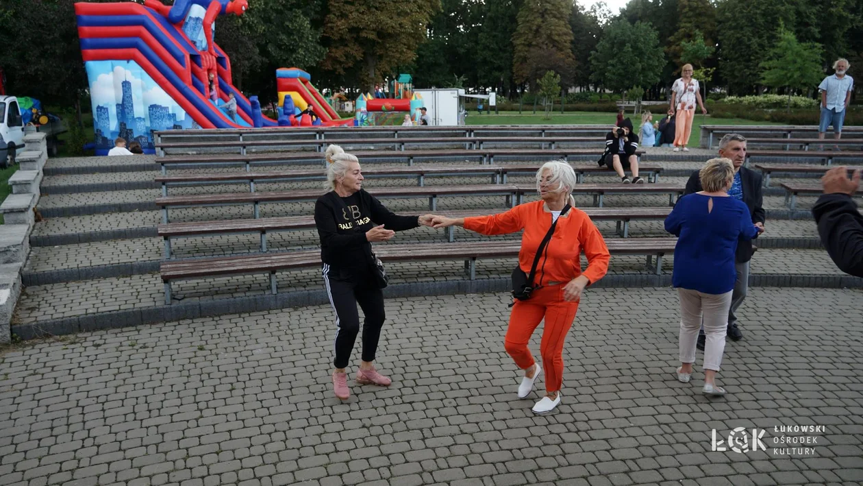 Letnia potańcówka w samym środku Łukowa