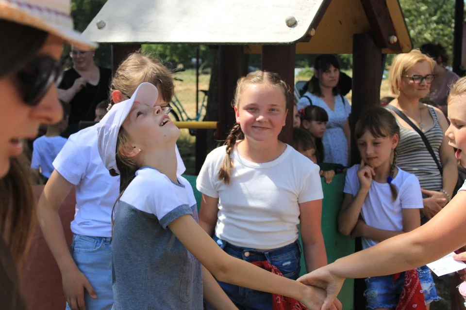 Moc atrakcji na rodzinnym pikniku w Brzeźnicy Bychawskiej (ZDJĘCIA) - Zdjęcie główne