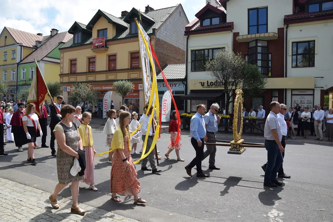 Biała Podlaska: Procesja Bożego Ciała na placu Wolności