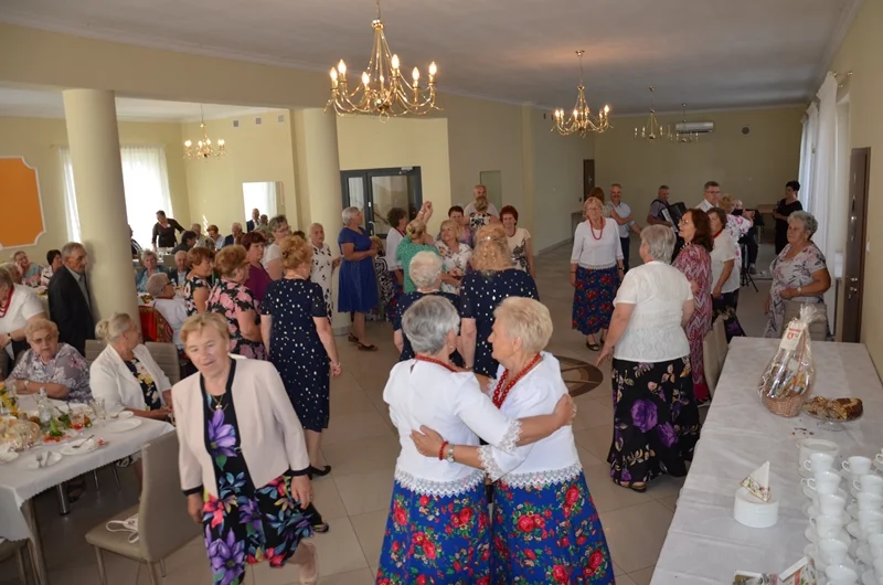 "Letnie pląsy z Seniorami" już wystartowały - Zdjęcie główne